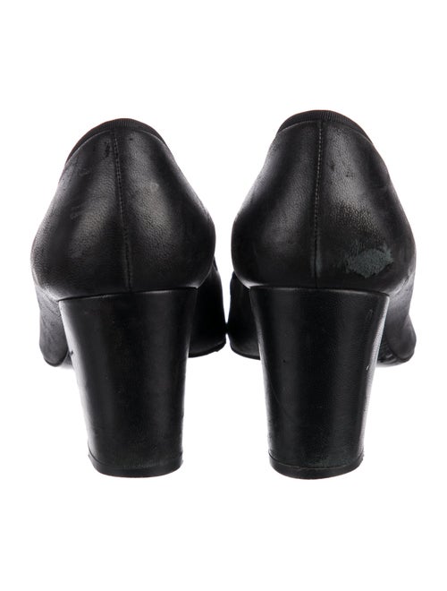 Chanel 2011 Interlocking CC Logo Pumps