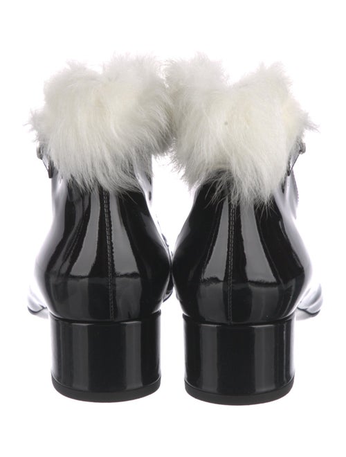 Chanel 2023 Interlocking CC Logo Pumps