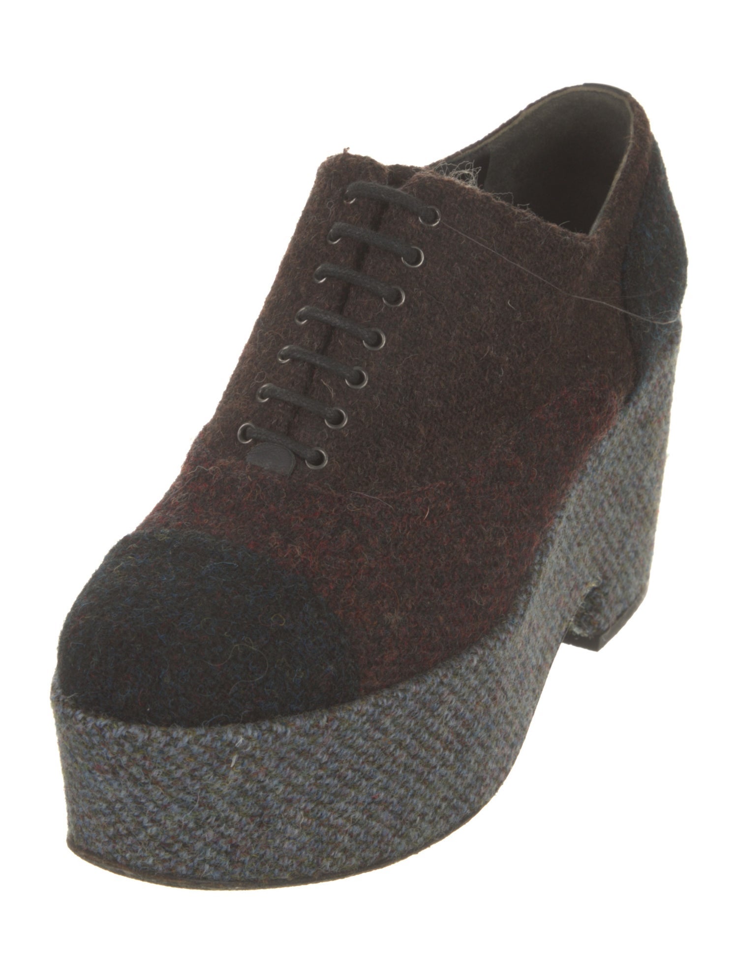 Chanel 2015 Interlocking CC Logo Pumps