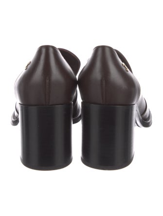 Chanel 2017 Interlocking CC Logo Pumps