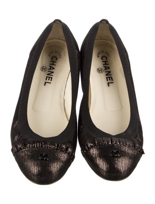 Chanel Interlocking CC Logo Suede Ballet Flats
