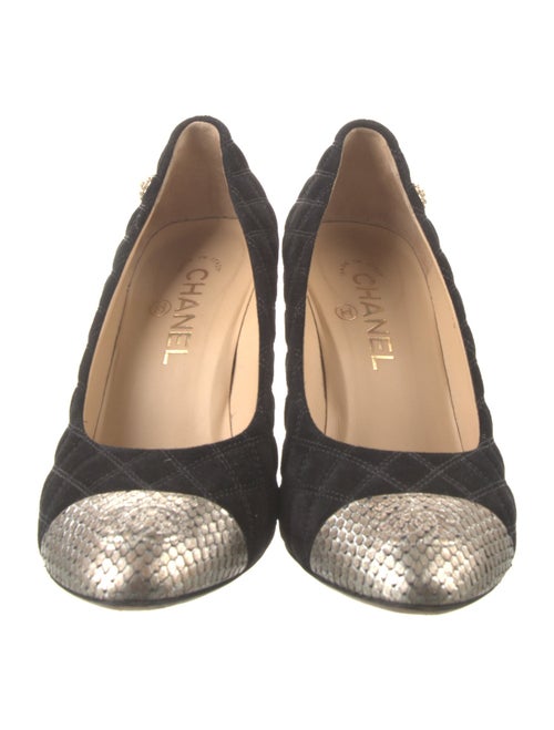 Chanel 2016 Interlocking CC Logo Pumps