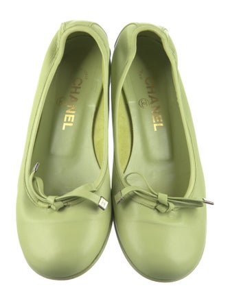Chanel Interlocking CC Logo Leather Ballet Flats