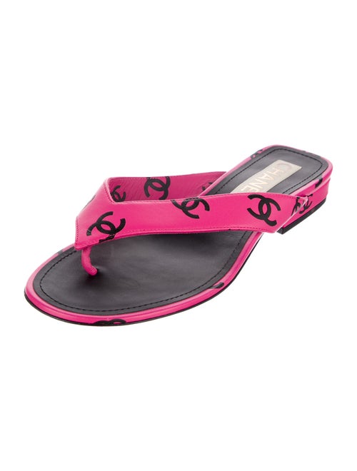 Chanel 2022 Interlocking CC Logo Slides