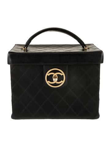 Chanel Handle Bags Quilted Vanity Case