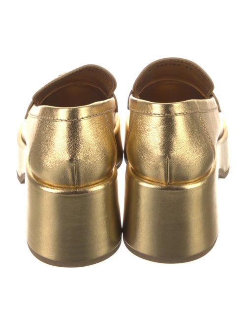 Chanel 2022 Interlocking CC Logo Loafers