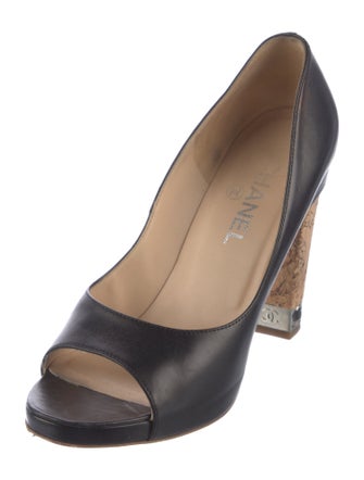 Chanel 2012 Interlocking CC Logo Pumps