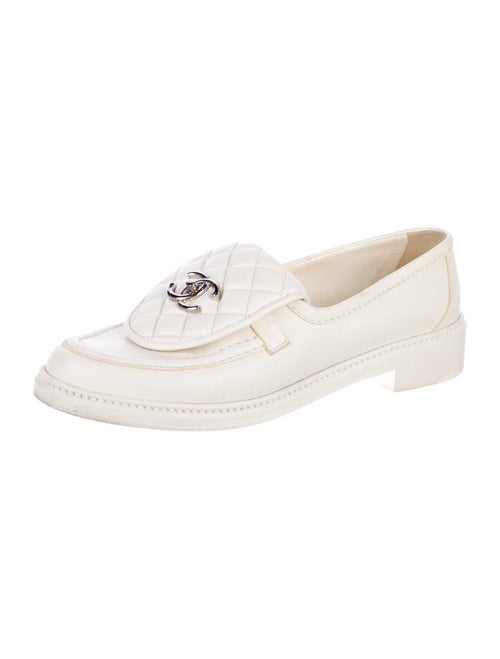 Chanel Interlocking CC Logo Leather Loafers