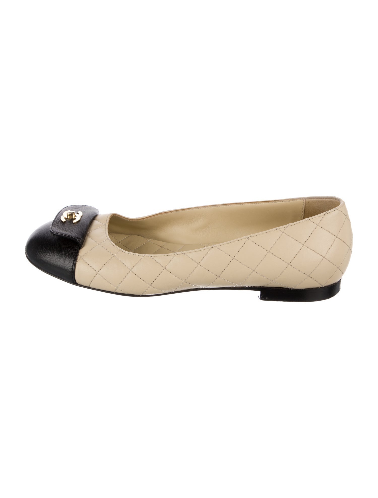 Chanel Interlocking CC Logo Leather Flats