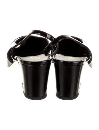 Chanel Interlocking CC Logo Patent Leather Slingback Pumps