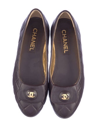 Chanel 2023 Interlocking CC Logo Ballet Flats
