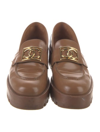 Chanel 2023 Interlocking CC Logo Loafers
