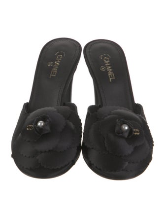 Chanel 2024 Interlocking CC Logo Slides