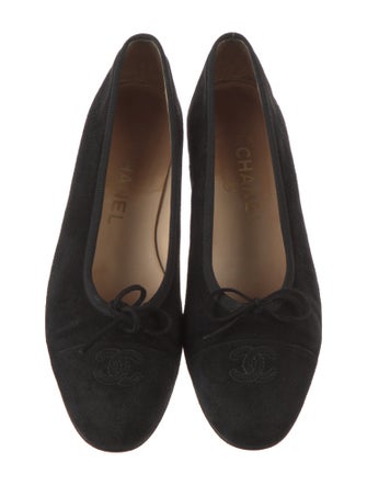 Chanel Interlocking CC Logo Suede Ballet Flats