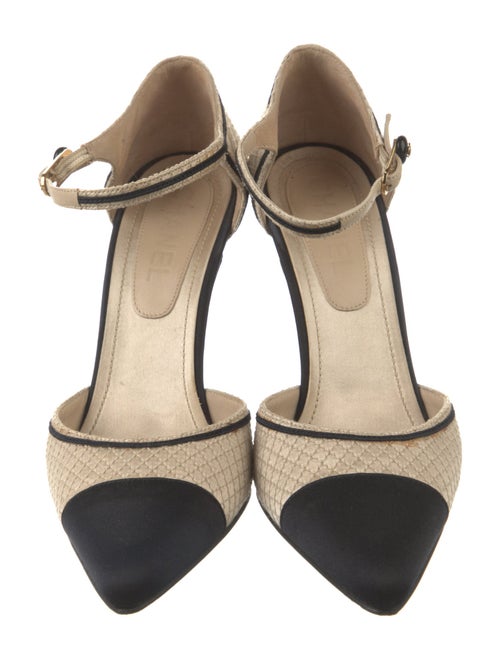 Chanel Vintage 2005 D'Orsay Pumps