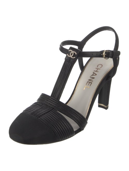 Chanel 2023 Interlocking CC Logo T-Strap Pumps