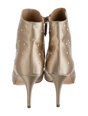 Chanel 2018 Interlocking CC Logo Boots