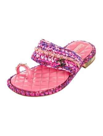 Chanel 2020 Interlocking CC Logo Slides