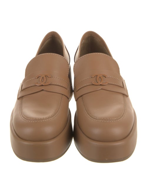 Chanel 2022 Interlocking CC Logo Loafers