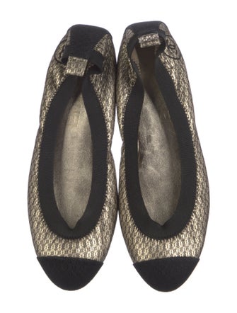 Chanel Interlocking CC Logo Ballet Flats