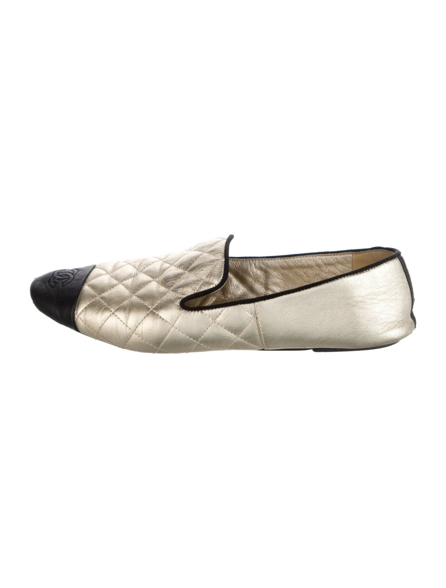 Chanel 2023 Interlocking CC Logo Ballet Flats