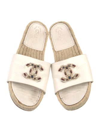 Chanel 2017 Interlocking CC Logo Espadrilles