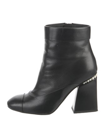 Chanel 2022 Interlocking CC Logo Boots