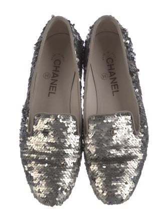 Chanel Interlocking CC Logo Sequins Loafers