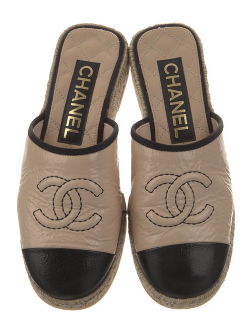 Chanel 2023 Interlocking CC Logo Mules
