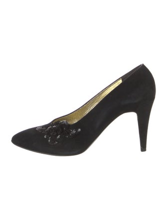 Chanel Interlocking CC Logo Suede Pumps