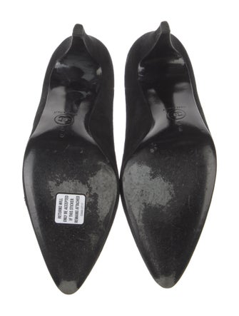 Chanel Interlocking CC Logo Suede Pumps