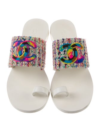Chanel 2023 Interlocking CC Logo Slides