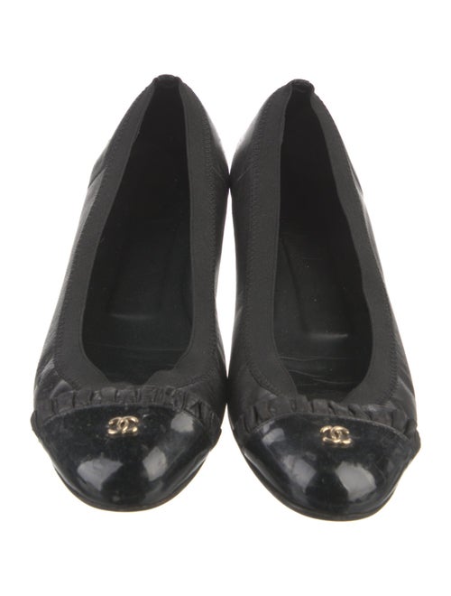 Chanel Interlocking CC Logo Leather Flats