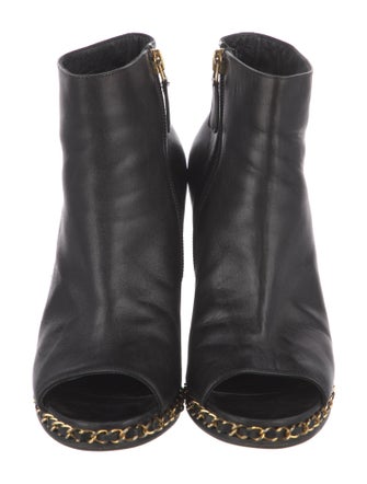 Chanel Interlocking CC Logo Leather Espadrilles