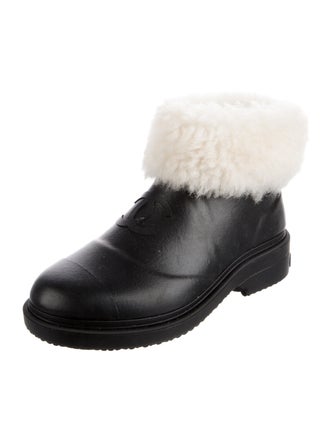 Chanel 2025 Interlocking CC Logo Rain Boots