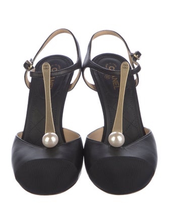 Chanel 2016 Interlocking CC Logo T-Strap Sandals