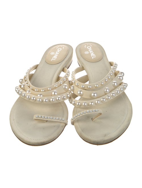 Chanel 2018 Interlocking CC Logo Slides