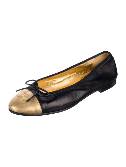 Chanel Interlocking CC Logo Lambskin Ballet Flats