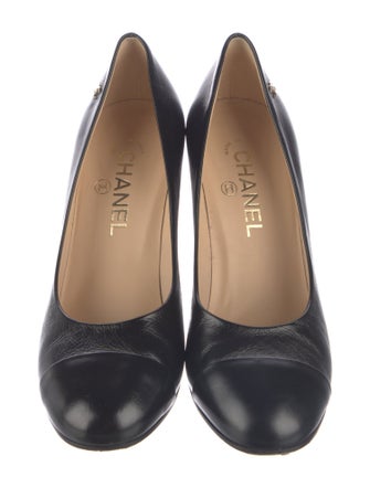 Chanel 2016 Interlocking CC Logo Pumps