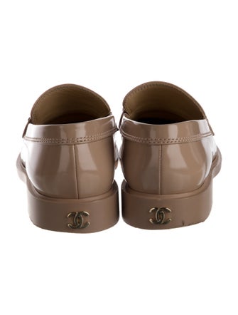 Chanel 2021 Interlocking CC Logo Loafers