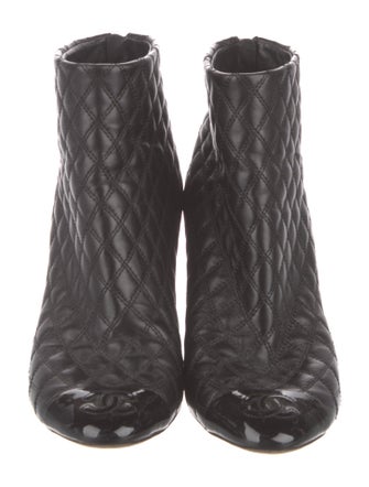 Chanel Quilted Pattern Leather Boots
