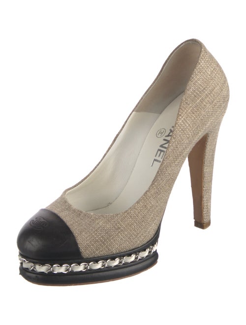 Chanel Interlocking CC Logo Canvas Pumps