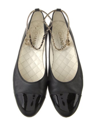 Chanel 2022 Interlocking CC Logo Ballet Flats