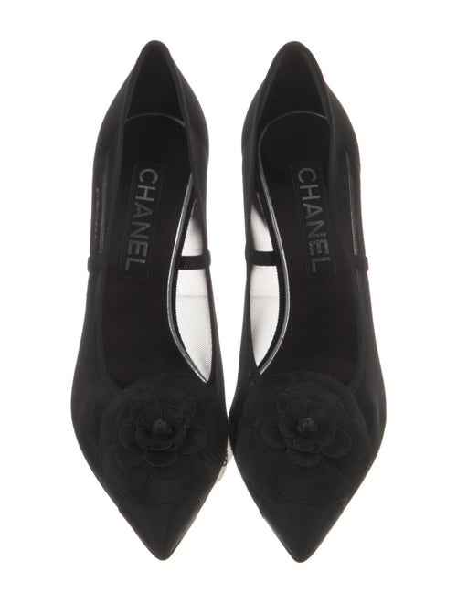 Chanel 2019 Interlocking CC Logo Pumps
