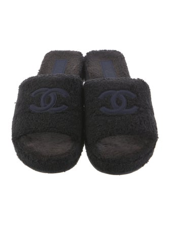 Chanel 2022 Interlocking CC Logo Slides