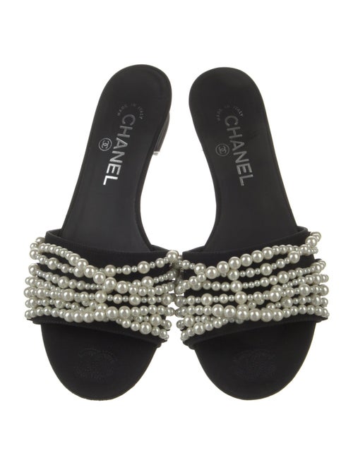 Chanel 2017 Interlocking CC Logo Slides