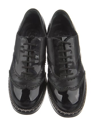 Chanel 2019 Chain-Link Accent Oxfords