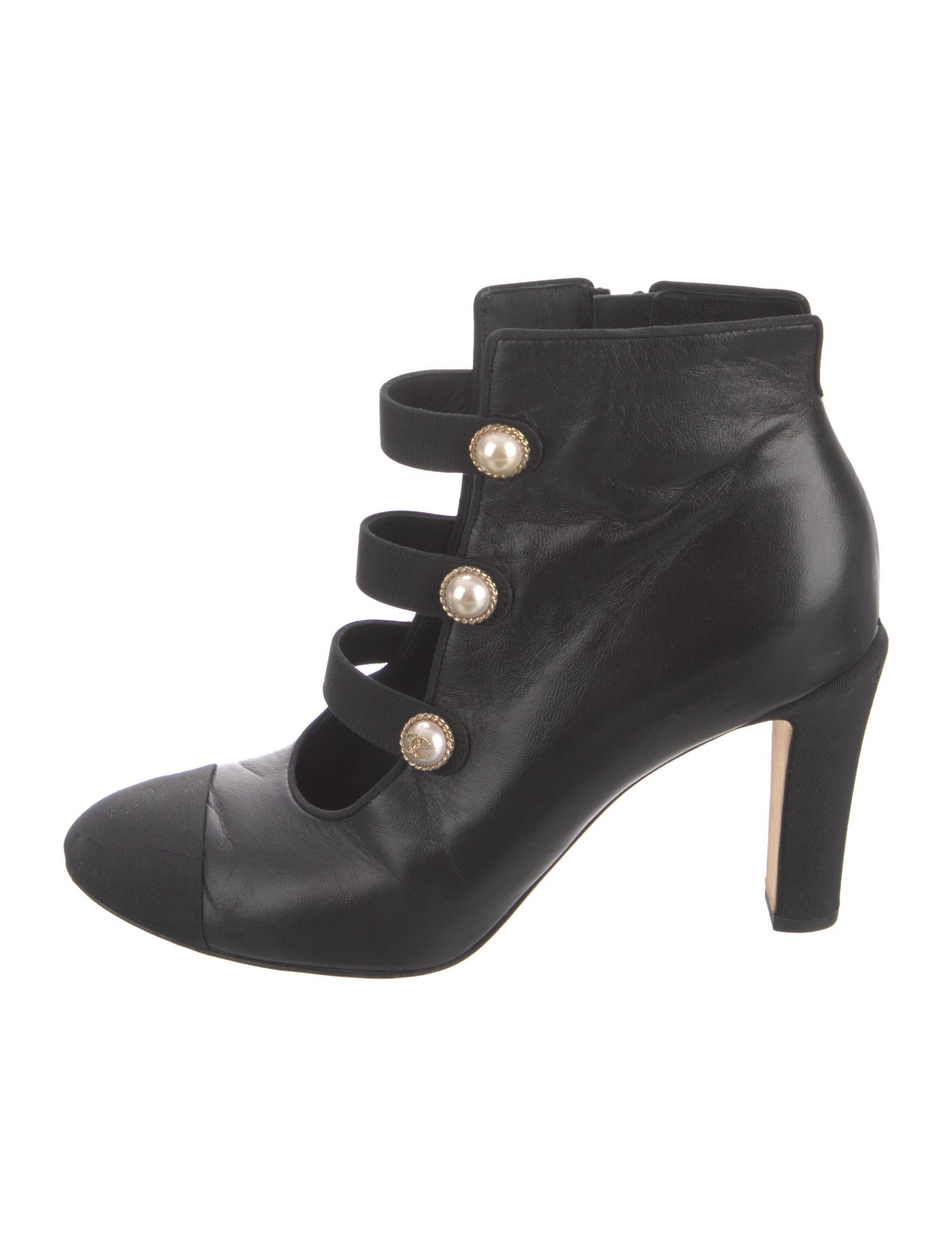 Chanel 2017 Interlocking CC Logo Lace-Up Boots