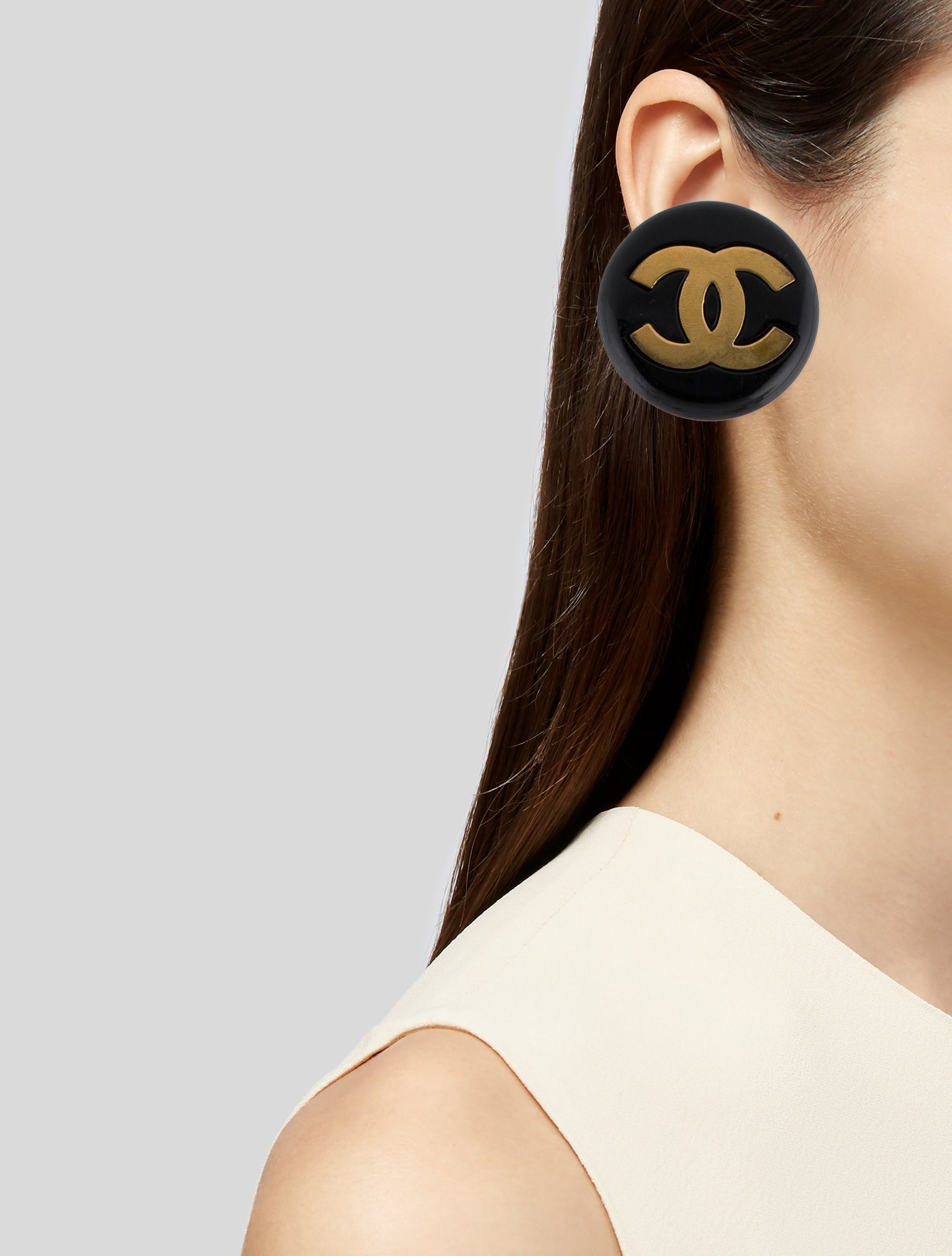 Chanel Vintage Resin CC Single Clip-On Earring