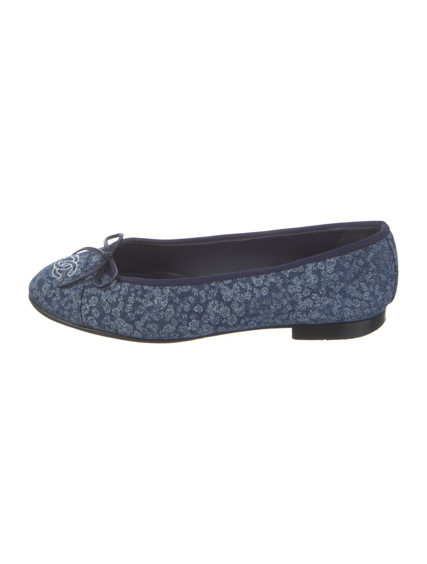 Chanel 2021 Interlocking CC Logo Ballet Flats